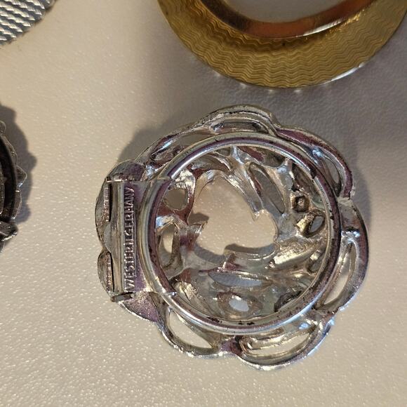 Vintage Scarf Clip Lot - Gold, Silver, Southwestern & more - some West Germany - Picture 8 of 11